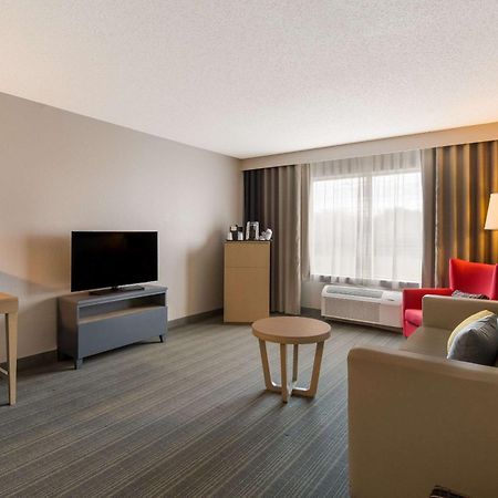 Country Inn & Suites By Radisson, Wichita East, Ks Exteriör bild