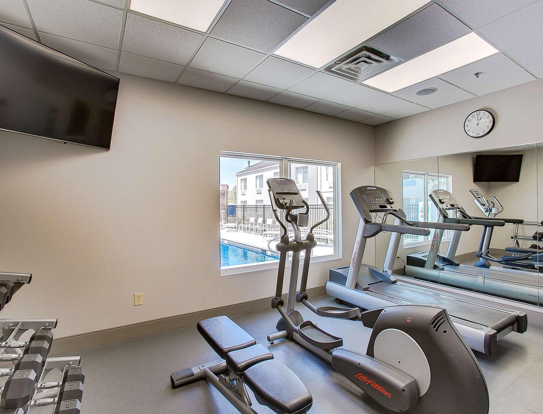 Country Inn & Suites By Radisson, Wichita East, Ks Exteriör bild