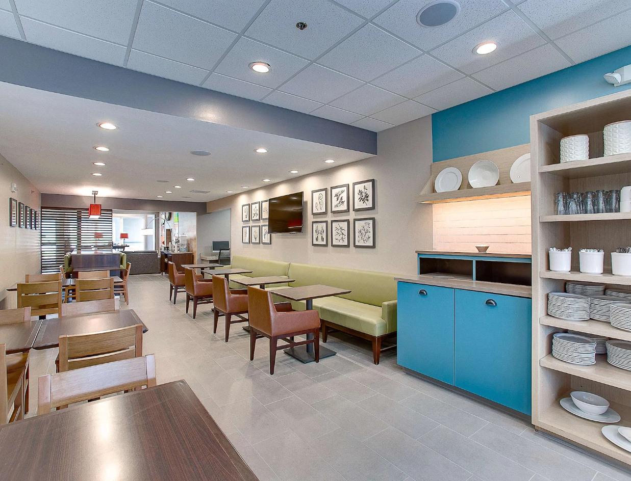 Country Inn & Suites By Radisson, Wichita East, Ks Exteriör bild