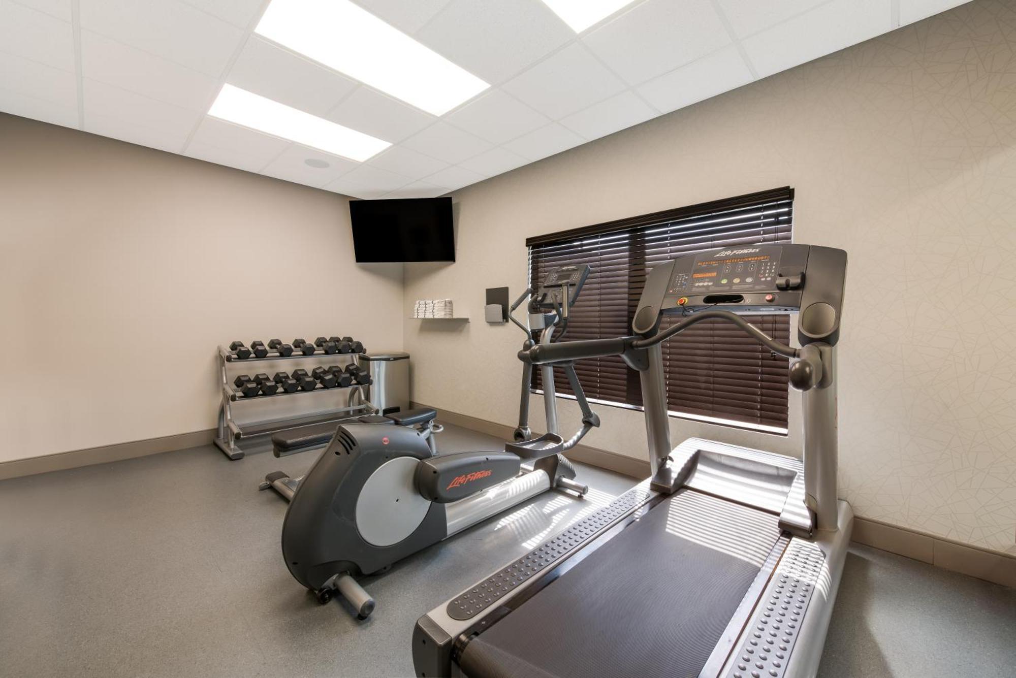 Country Inn & Suites By Radisson, Wichita East, Ks Exteriör bild