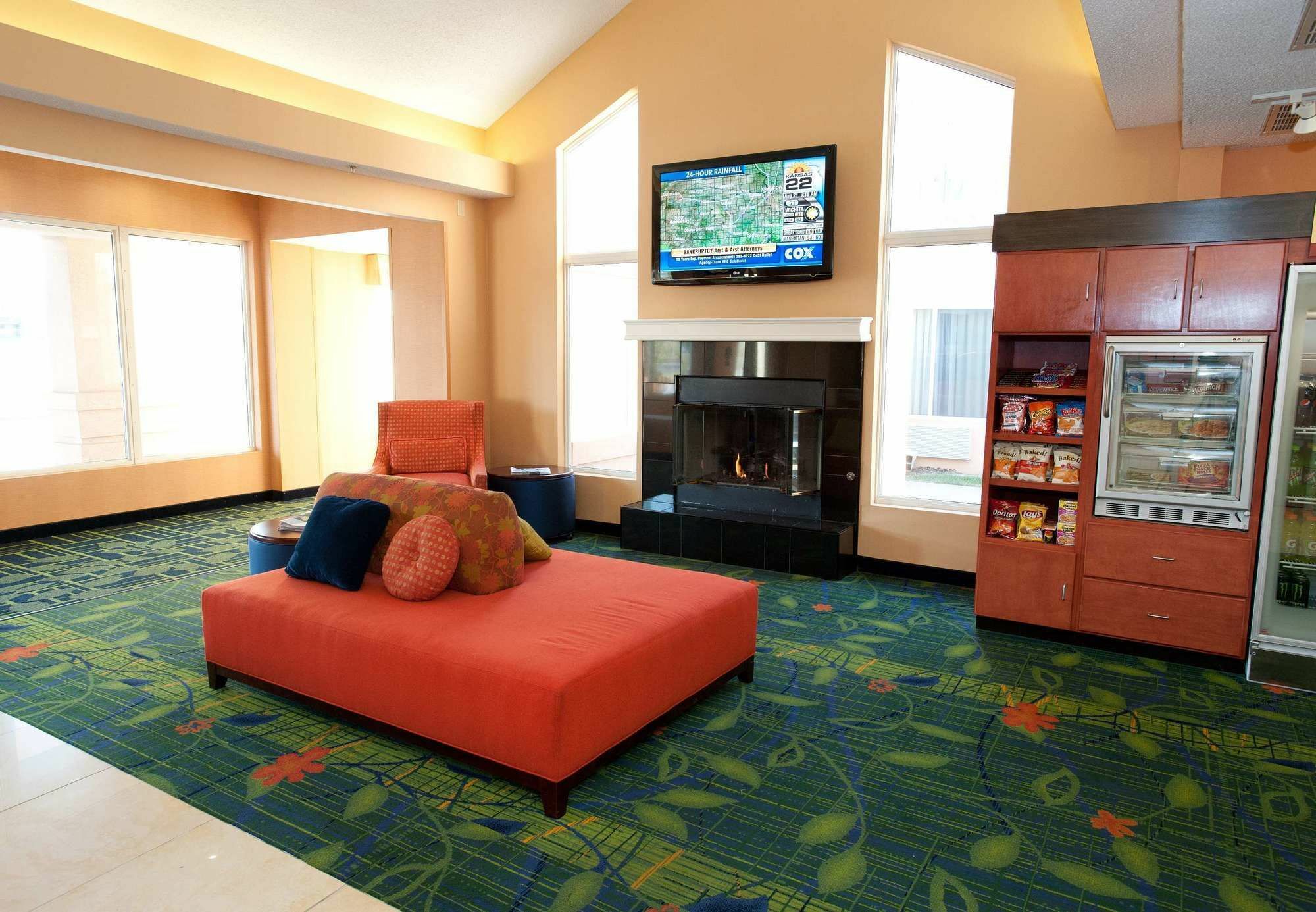 Country Inn & Suites By Radisson, Wichita East, Ks Exteriör bild